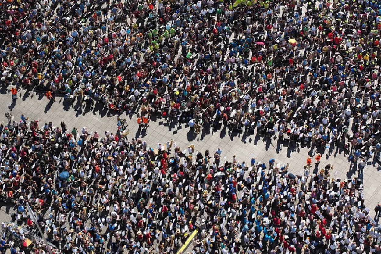 Crowd monitoring